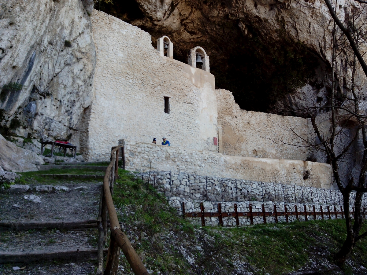 Grotta di San Michele Grotta di San Michele